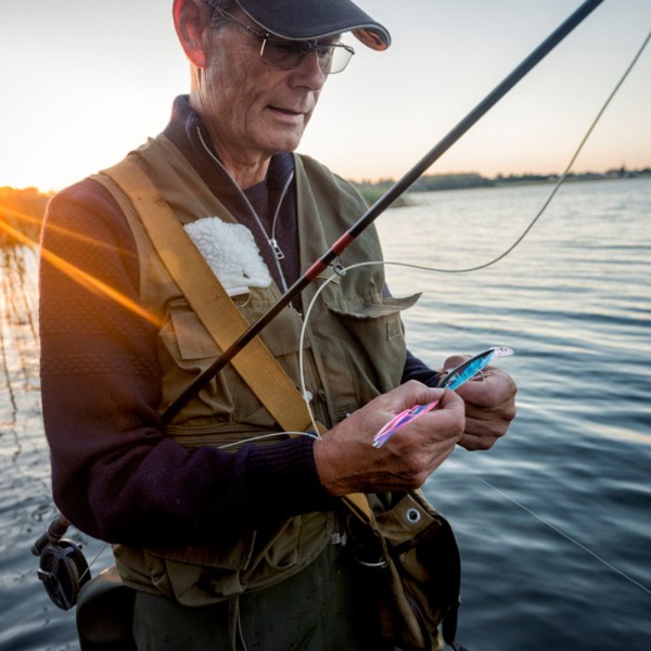 13,5 cm konstgjorda bläckfiskbeten Hard Lure Minnow Wobblers Fisketillbehör (blå)