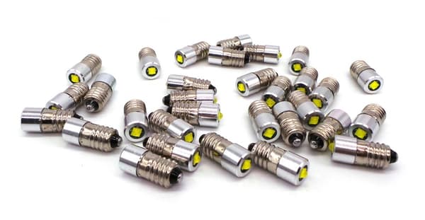 [LD]kpl E10 LED-lamppu 4-24V CREE 400lm