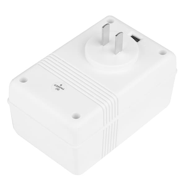 110V til 220V Step Up Down Spenningsomformer 120W Adapter CN Plugg SW S16