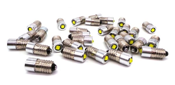 [LD]kpl E10 LED-lamppu 4-24V CREE 400lm