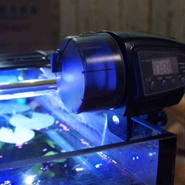 Automatisk fiskefoderautomat med LCD-skærm Akvarium Justerbar timer Intelligent dispenser