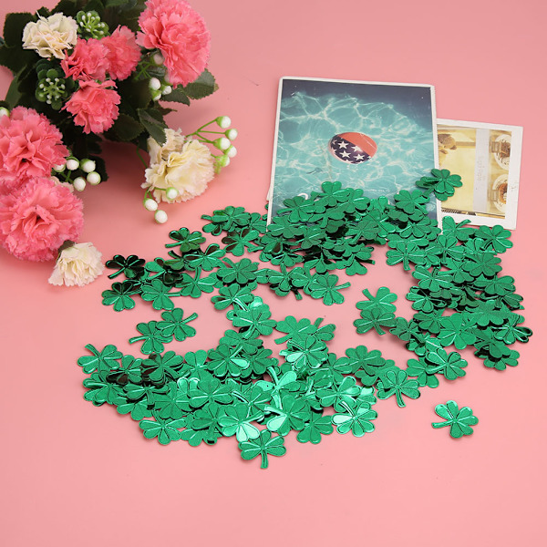 60g/pose Smukt unikt festbordskonfetti til Saint Patrick's Day Party Ballondekoration Grøn 4 blade græs