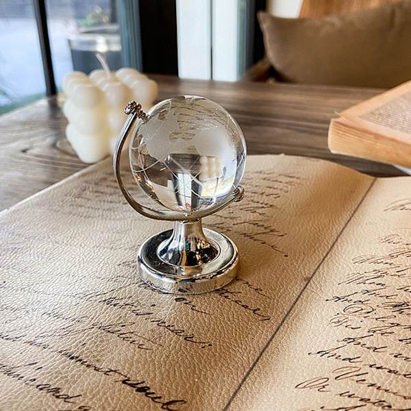 Enkel Ins Style Mini Globe Jente Hjerte Kreativ Transparent Bordsskivedekorasjon