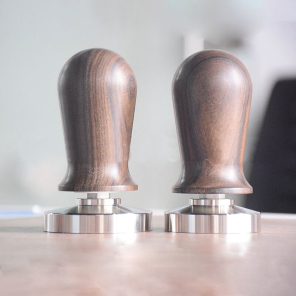 51MM kaffetamper trehåndtak pulverhammer med 304 rustfritt stål espressokvern Håndlaget kaffetilbehør, modell: 51MM