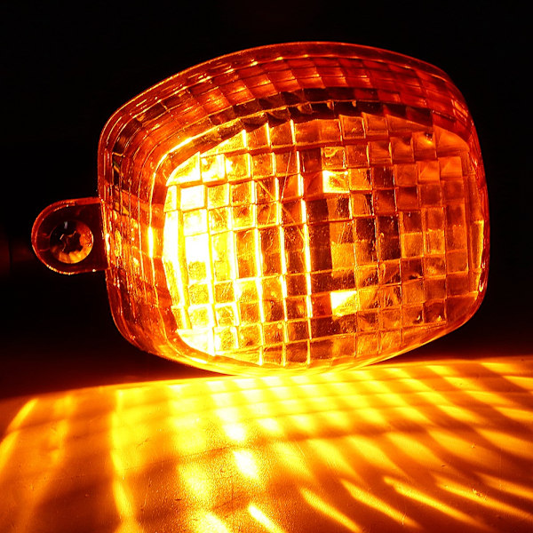 Moottoripyörän LED-vilkkuvalot sopivat KAWASAKI ZXR 250R/400R/750R:lle (Musta+Keltainen)