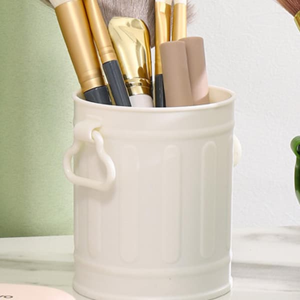 Plastic Pen Holder Cute Large Capacity Convenient Storage Pen Container for Home School Office White