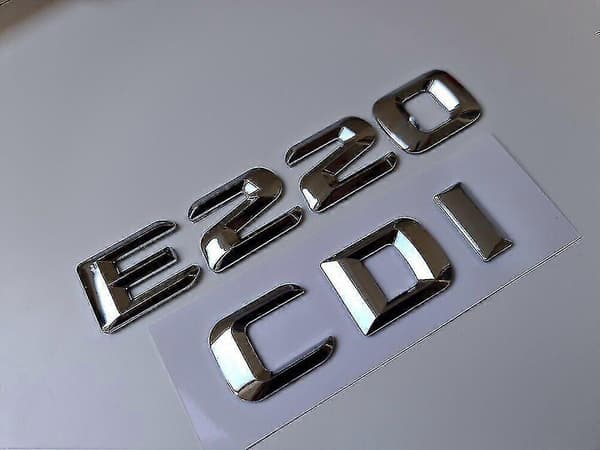 E220 Cdi Sølv/Krom Bokstav Nummer Bak Bagasjerom Emblem E Klasse Mercedes