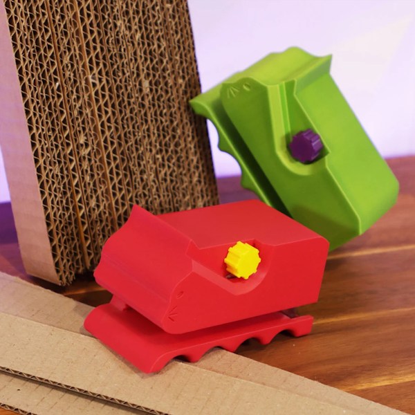 Kattformad kartongskärare i blandade färger med precisa ränder för DIY red