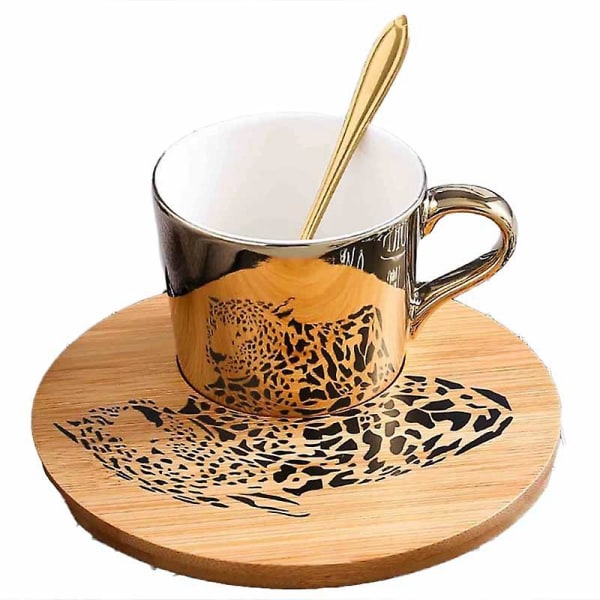 Guldspegelreflekterande kopp och kaffekopp i träfat (Leopard) D