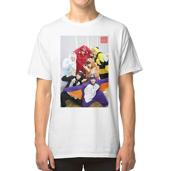 Astro KPOP T-shirt M