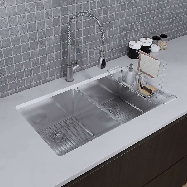 Teleskopisk Oppvaskstativ i Rustfritt Stål - Utvidbar Oppbevaring, Avrenningskurv, Svampebeholder for Hygiene