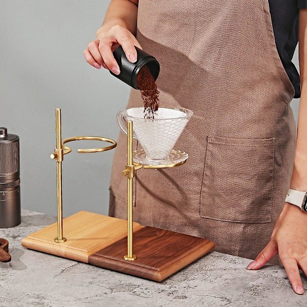 Stativ för pour over kaffebryggare med träbas, justerbar höjd, rack och filterhållare för manuell bryggning