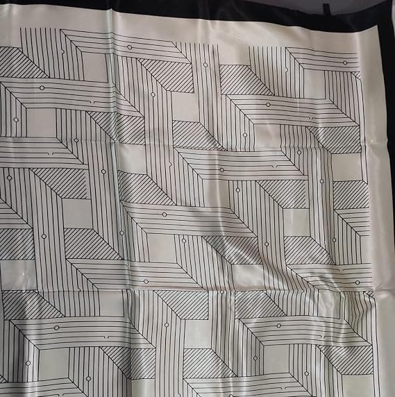 Satintørklæder til kvinder, silkebløde som bandanas, hårtørklæde, halstørklæde, sovetørklæde