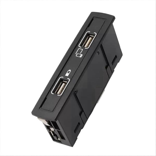 Dashbord USB-kontakt for - A KLASSE GLA CLA