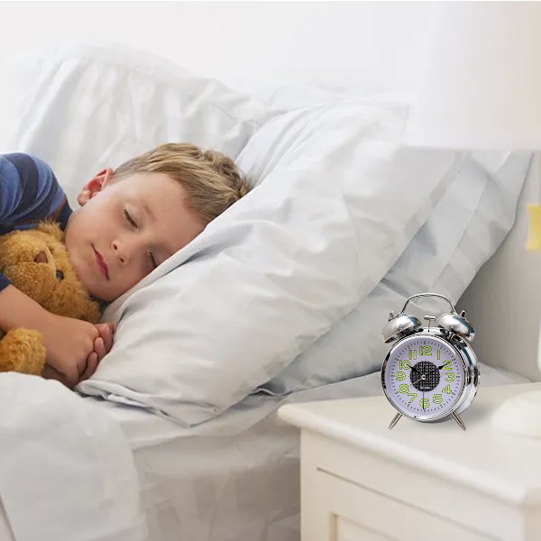 Analog väckarklocka med höglarm, batteridriven, tyst och tickande
