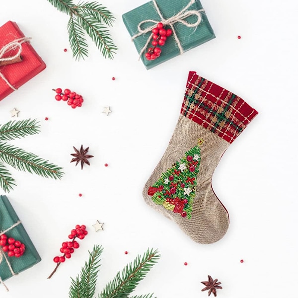 Julstrumpor för familjen, högkvalitativ DIY diamantkonstbroderi med personliga namn, juldekorationer som förstärker den festliga atmosfären