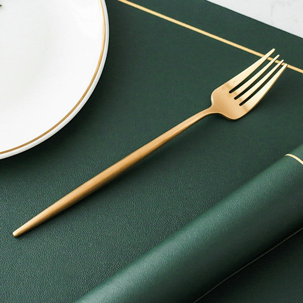 Elegant Bordskydd, Vattentäta Bordstabletter, Set om 3, Förtjockat Konstläder, Halkfritt Värmebeständigt För Kök, Restauranger, Hotell (Grön)