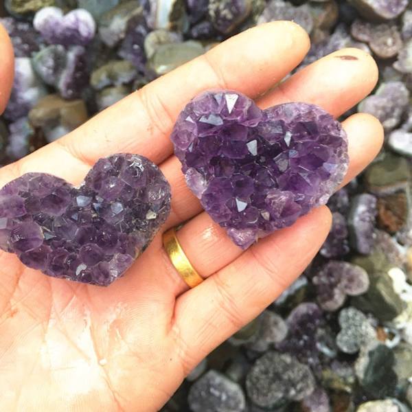 Violetti kristalli kaulakoru sydänriipus jade