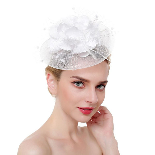 Brudhatthuvud Blomma VIT white