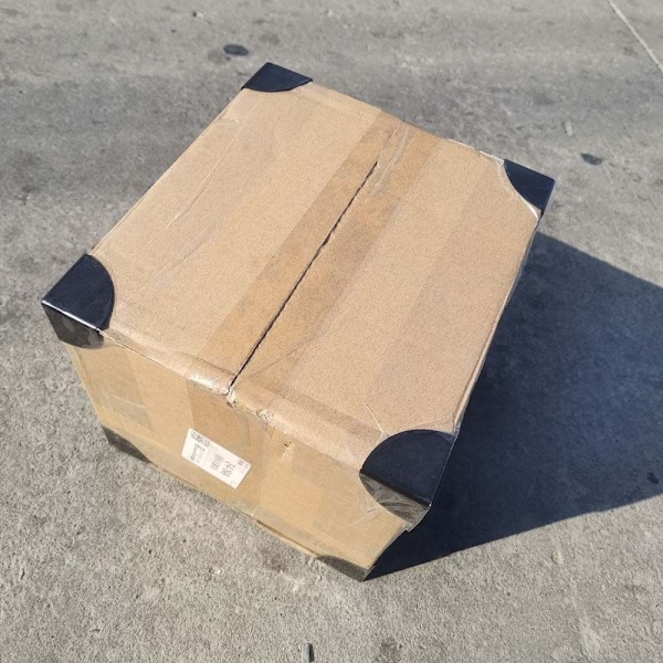Hörnmöbelförpackning i plast 35X35MM 35x35mm