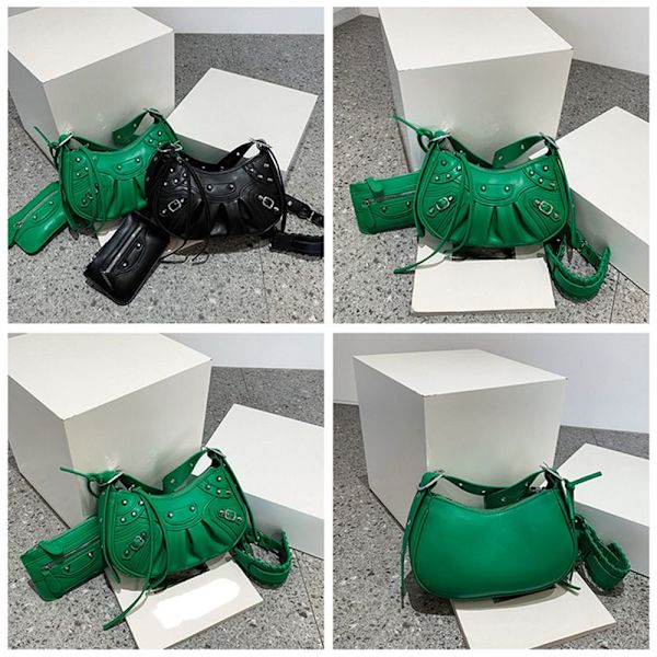 PU-lädernit dubbad axelväska Designer Crossbody-väska Wine red