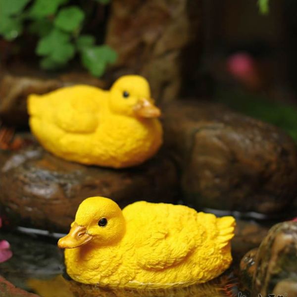 Simmande Anka Skulptur Duck Chicken Statue 3 3 3