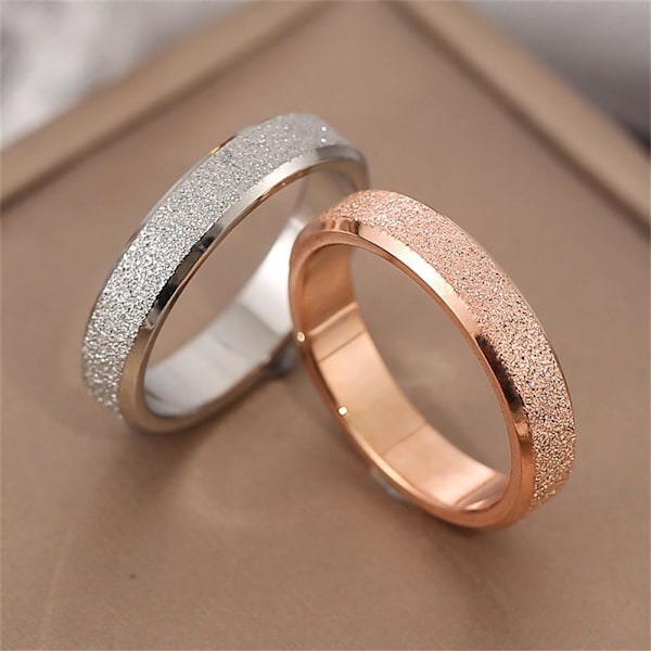 Blir mattfarge Ring Bånd Ring GULL 8 gold 8