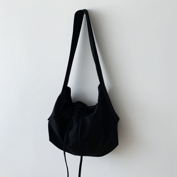 Olkalaukku Crossbody Bag MUSTA black