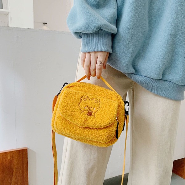 Axelväska Cross Body Väskor GUL yellow