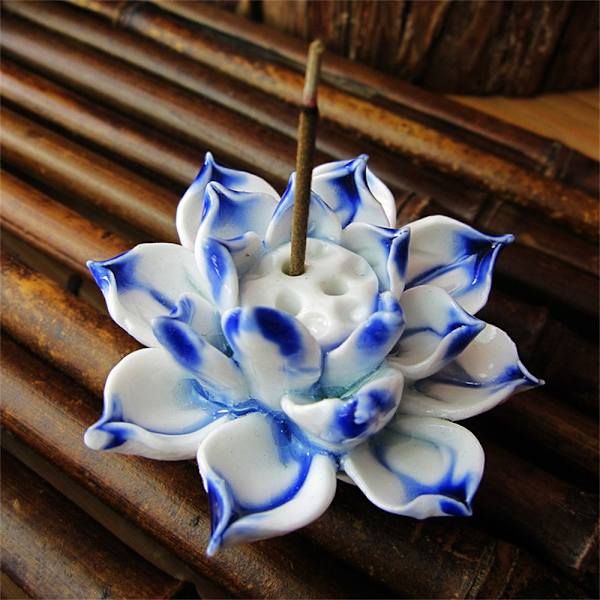 Keramisk brennerholder Lotus Flower Røkelsekar 04 04 04