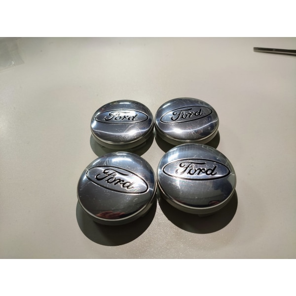 F04 - 54MM 4-pack Centrumkåpor Ford Silver one size