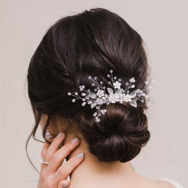 Kristall brudkronor - Blommig bröllopshårkammar - Pärlklädda håraccessoarer för kvinnor och flickor (Silver)