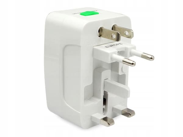Universal Adapterstik Verden - Rejs smart og sikkert