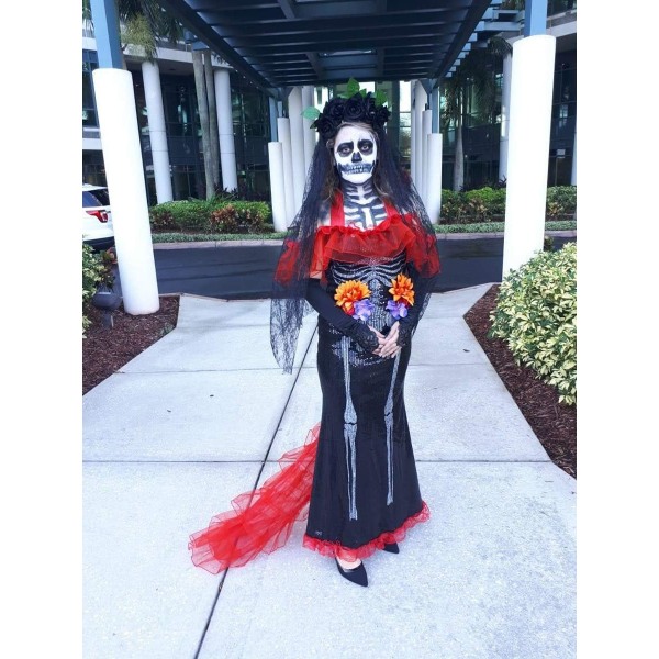 Diadem de los Muertos med rosor och blomsterkrans för Halloween-kostym