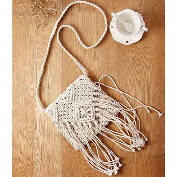 Reunainen olkihihnainen olkalaukku, jossa hapsut, käsintehty boho-rantamatkalaukku naisille