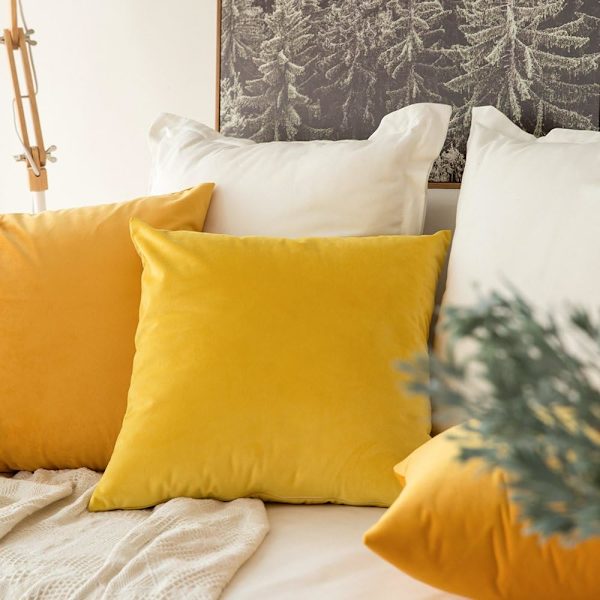 Prydnadskudde 45x45cm Kuddfodral för Vardagsrum Soffa Sovrum Set om 2 för vardagslivet och även lämpliga för helgdagar som jul yellow