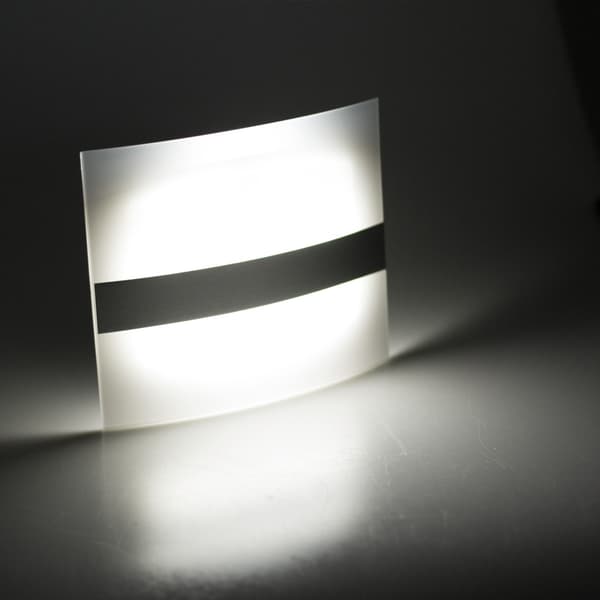 Trådløs LED-vegglyssensor med batteridrift