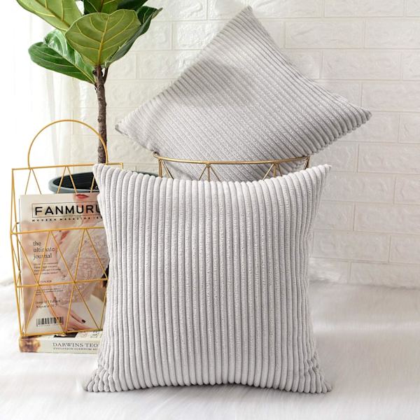 2-pack Corduroy Mjuka Dekorativa Fyrkantiga Prydnadskuddar, Lämpliga för vardagslivet och även för helgdagar som jul 45x45 cm silver