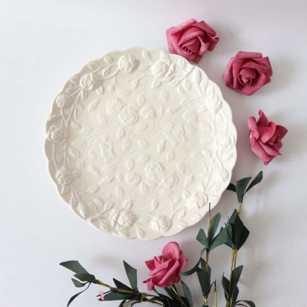 Vintage Relief Mønstret Keramisk Tallerken Blomster Keramisk Tallerken Service Fad Hvid (Rund-8 tommer)