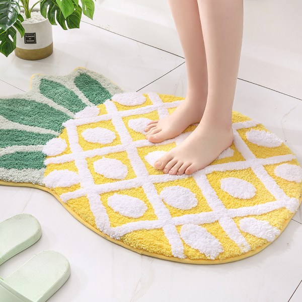 Pineapple Door Mat, Non-Slip Area Rug Cartoon Pineapple Welcome Rug for Home Decor Living Room Bedroom Bathroom Fruit Indoor, 32 x 20 inch