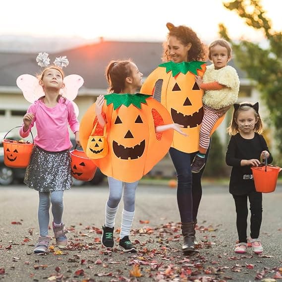 Matchende Halloween-kostymer for foreldre og barn—barn
