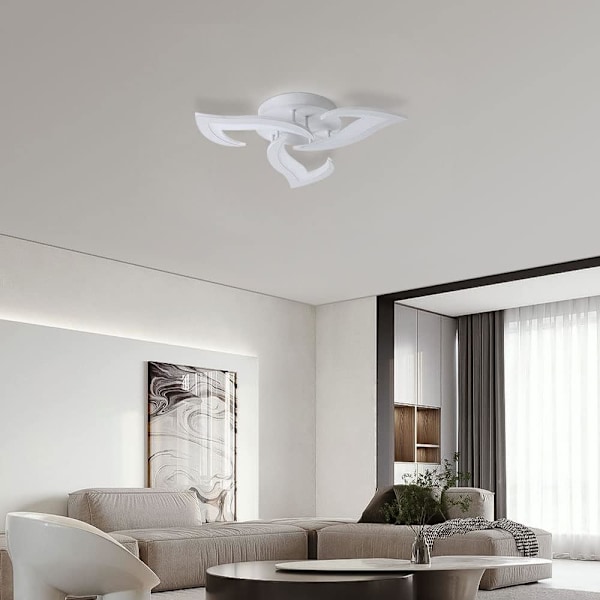 Modern akryl bladformad 36W LED taklampa med 3 blombladsliknande lampor, 6500K kallvitt ljus, lämplig för sovrum, vardagsrum.
