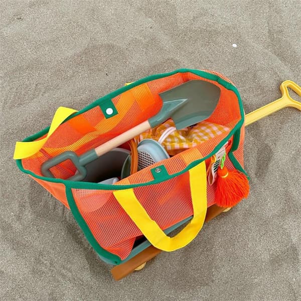 Sammenleggbar strandveske i mesh for leker
