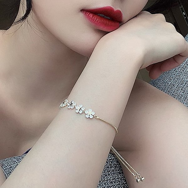 Dammodearmband Micro Set Craft Full Diamond Petal Armband Lätt Lyxarmband Justerbar Länk Armband Smycken Present till Halloween Jul Thanksgiving Day