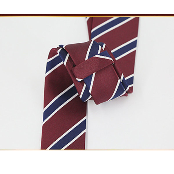 Klassisk stripet burgunder slips