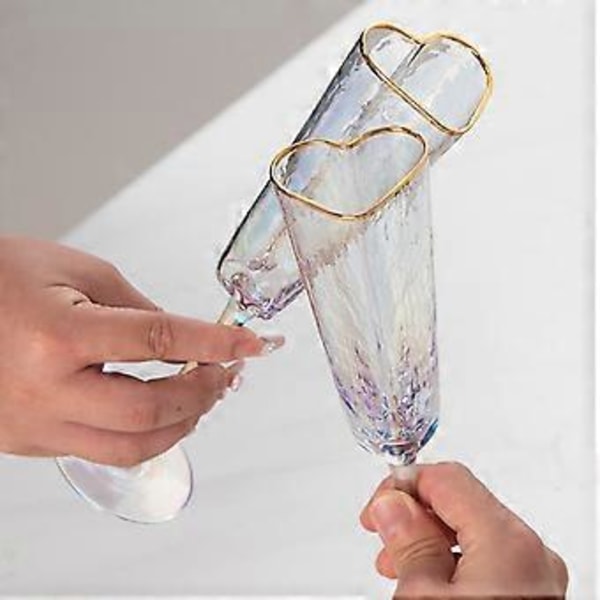 2 stk. Hjerteformede vinglas Sofistikerede champagneglas med gyldne kanter Glasvarer til elegant servering af drikkevarer