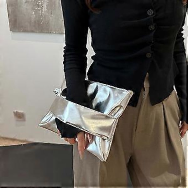 Trendy Kuvert Stil Clutch Taske Sofistikeret Metallisk PU Læder Håndholdt Håndledstaske til Modebevidste Kvinder Guld Gold