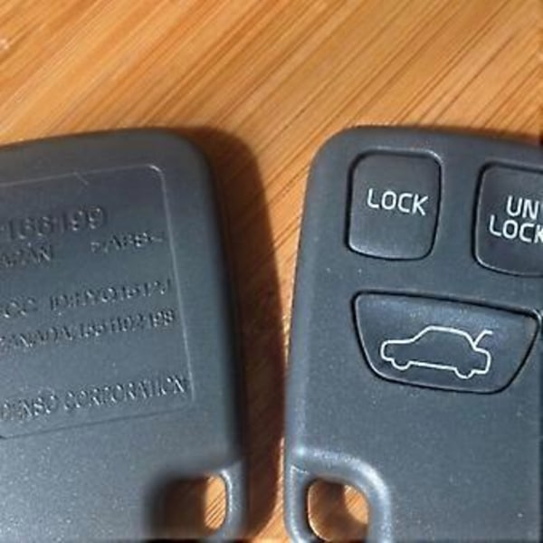Bærbar Erstatning 3 Knapper Fjernbetjening Nøgle Fob Etui Skal Cover til S40 V40 S70 C70 V70 XC70 XC90 (Sort)