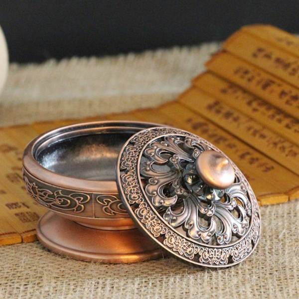 Pieni suitsutusastia suitsukepoltin Lotus Buddha suitsukepidike Punainen Vinta