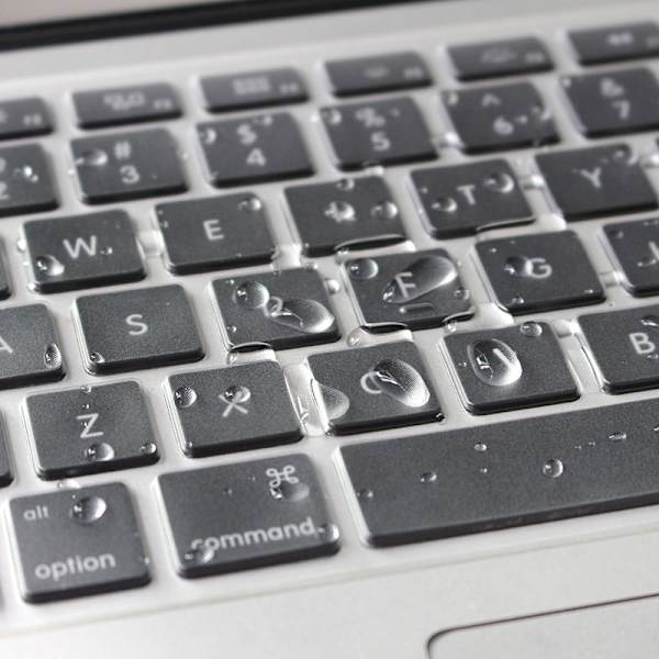 2 kpl:n pakkaus ultraohutta TPU-näppäimistönsuojaa, yhteensopiva MacBook Europe No Touch bar13(A1708) -näppäimistön kanssa, läpinäkyvä